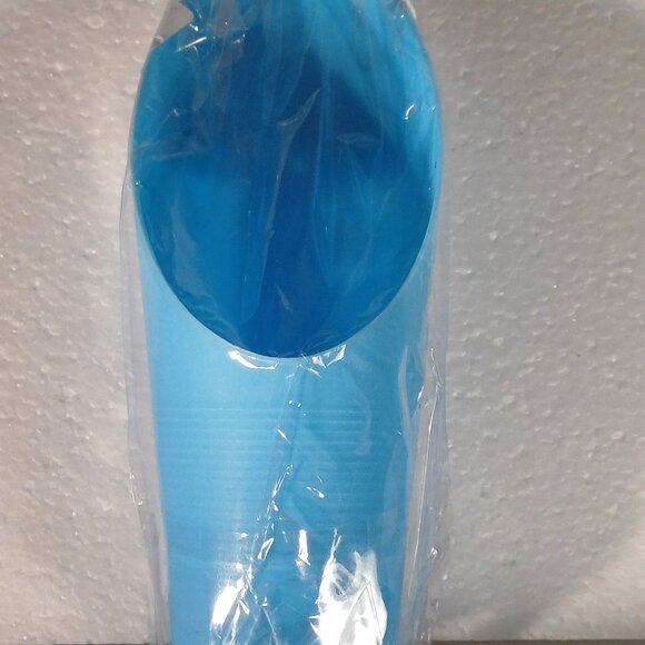 NWT Super Soft & Plush! 60"x50" Bedsure Blanket Blue Chenille Lightweight 10 ozs - Picture 6 of 14